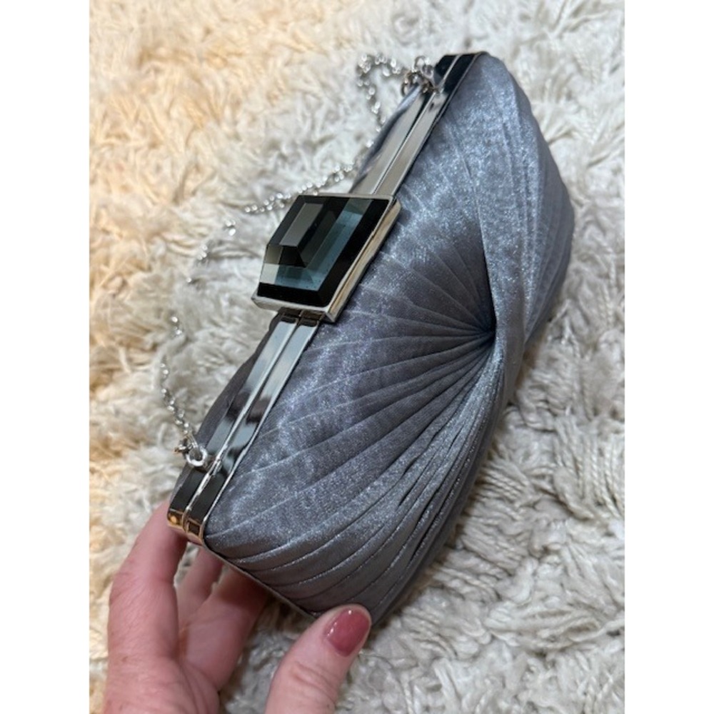 Sondra Roberts Pleated‎ Evening Clutch Silver Grey Jewel Clasp Chain Strap